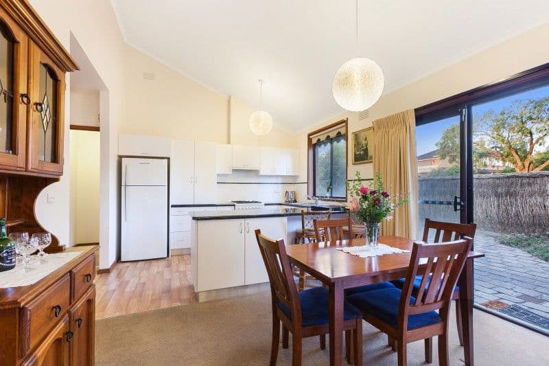 129 Wilson Street, Cheltenham VIC 3192, Cheltenham - Thumbnail 3