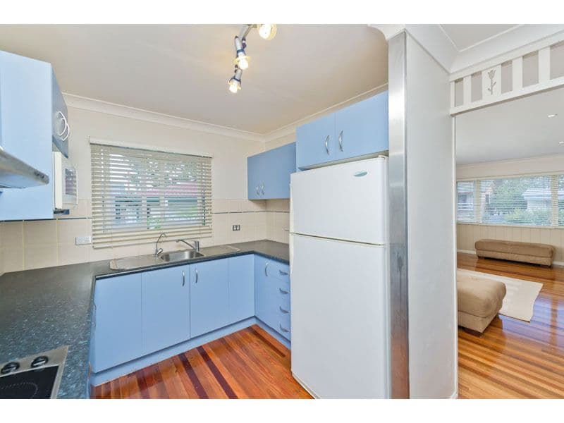 10 Burloo Crescent, FERNY HILLS QLD 4055, Ferny Hills - Thumbnail 4
