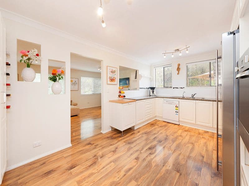 10 Langham Street, Tarragindi QLD 4121, Tarragindi - Thumbnail 2