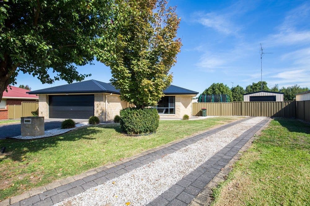 13 Sandstone Court, Mount Gambier SA 5290, Mount Gambier - Thumbnail 2