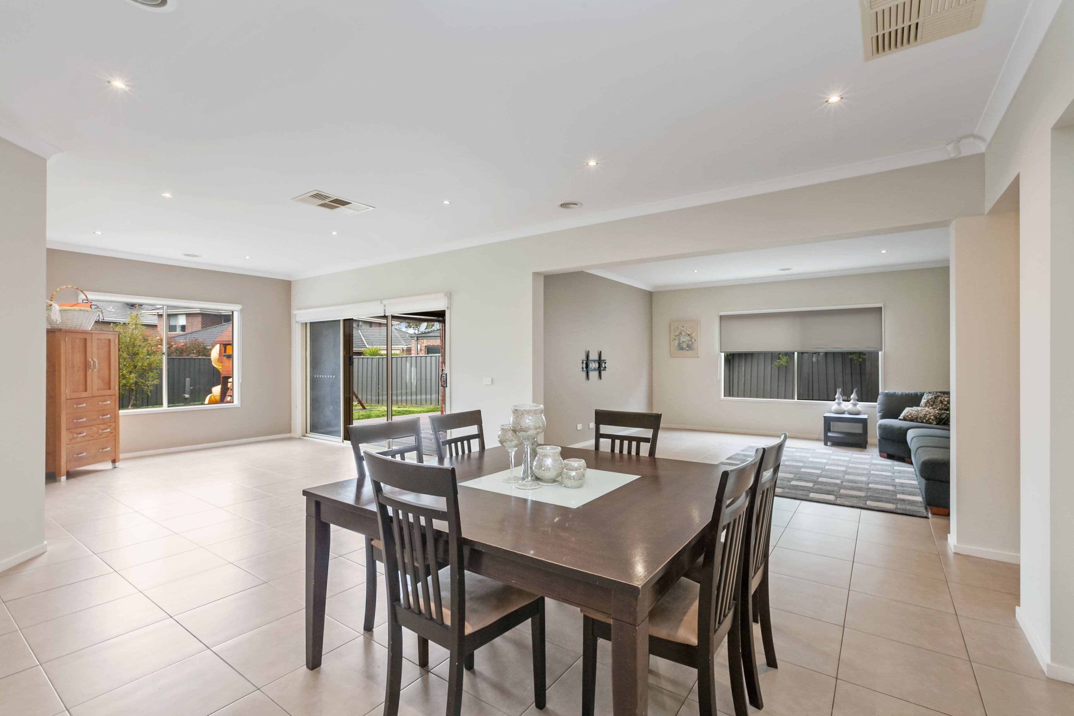 5 Mount Eccles Way, South Morang VIC 3752, South Morang - Thumbnail 3