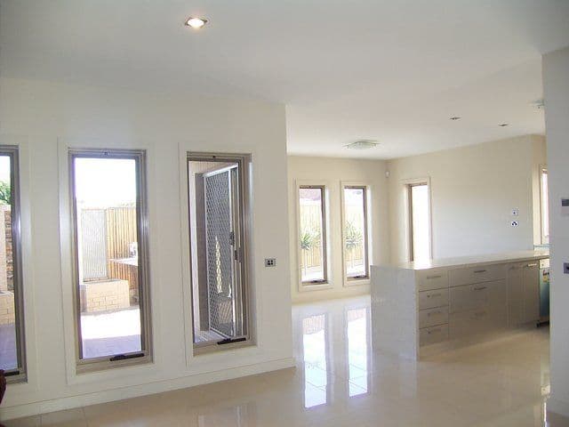 67 Rivergum Drive, EAST ALBURY NSW 2640, East Albury - Thumbnail 5