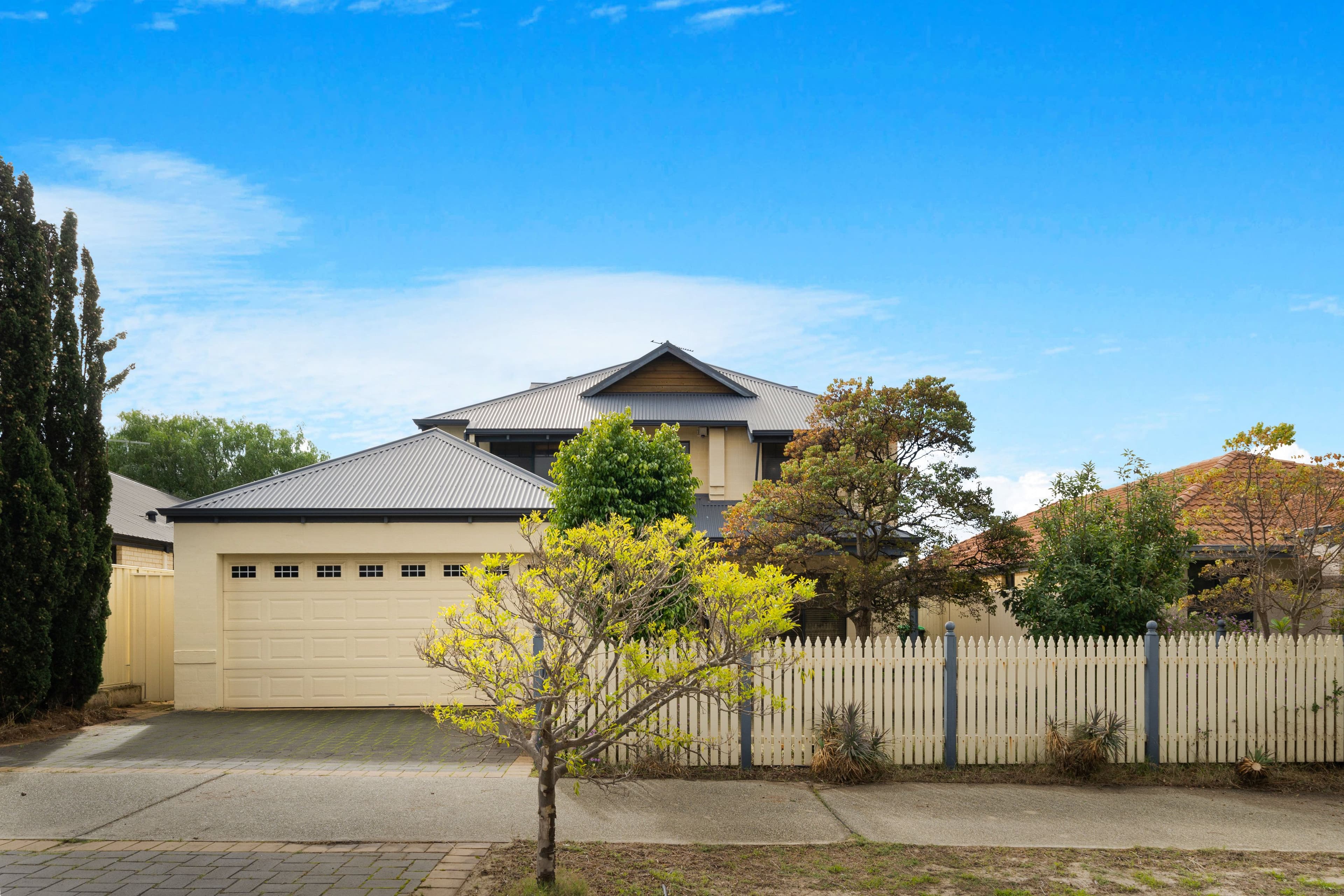 26 Roper Boulevard, Hammond Park WA 6164, Hammond Park - Thumbnail 2