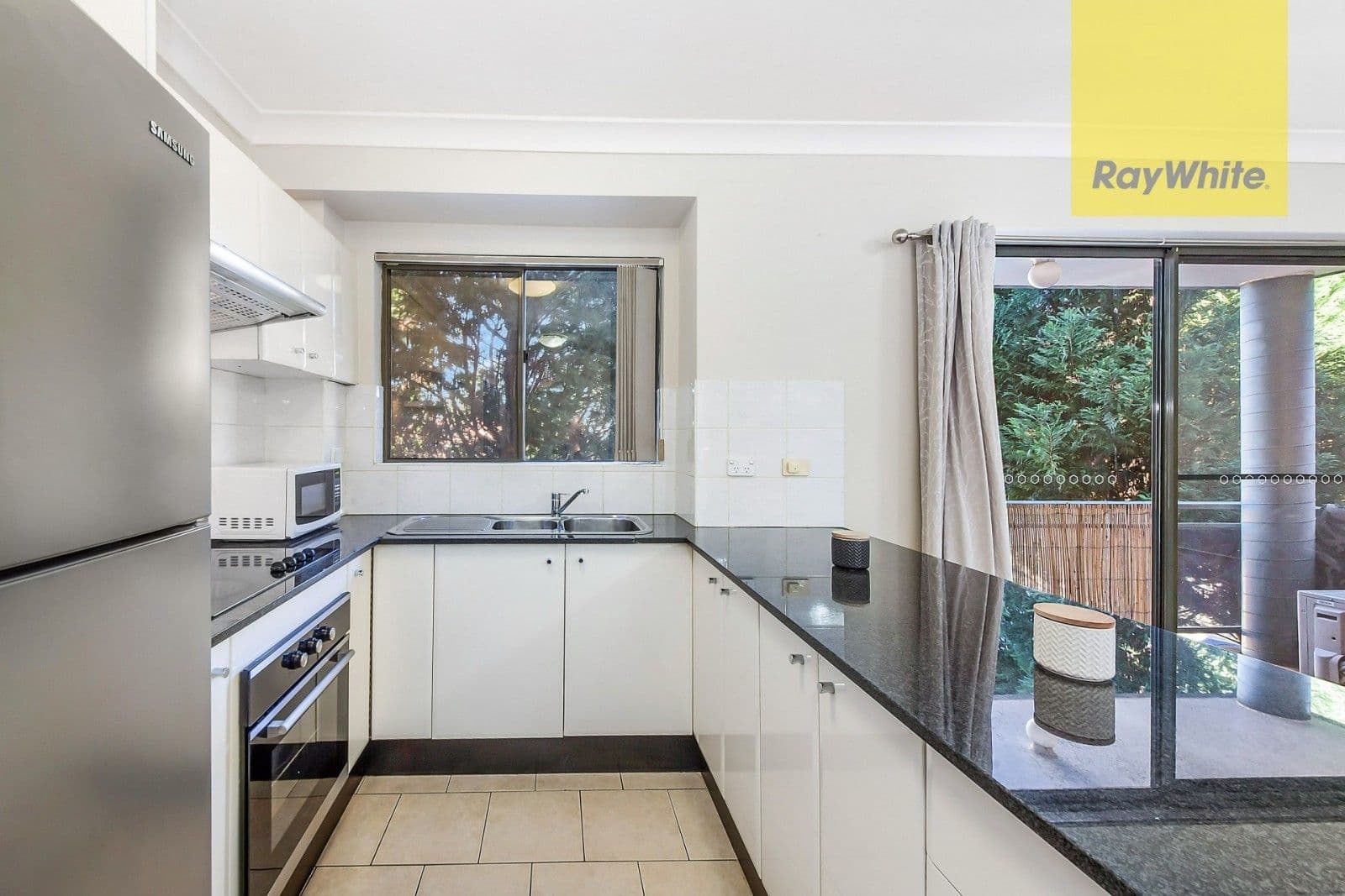 35 Pearl Avenue, Mildura - Thumbnail 3