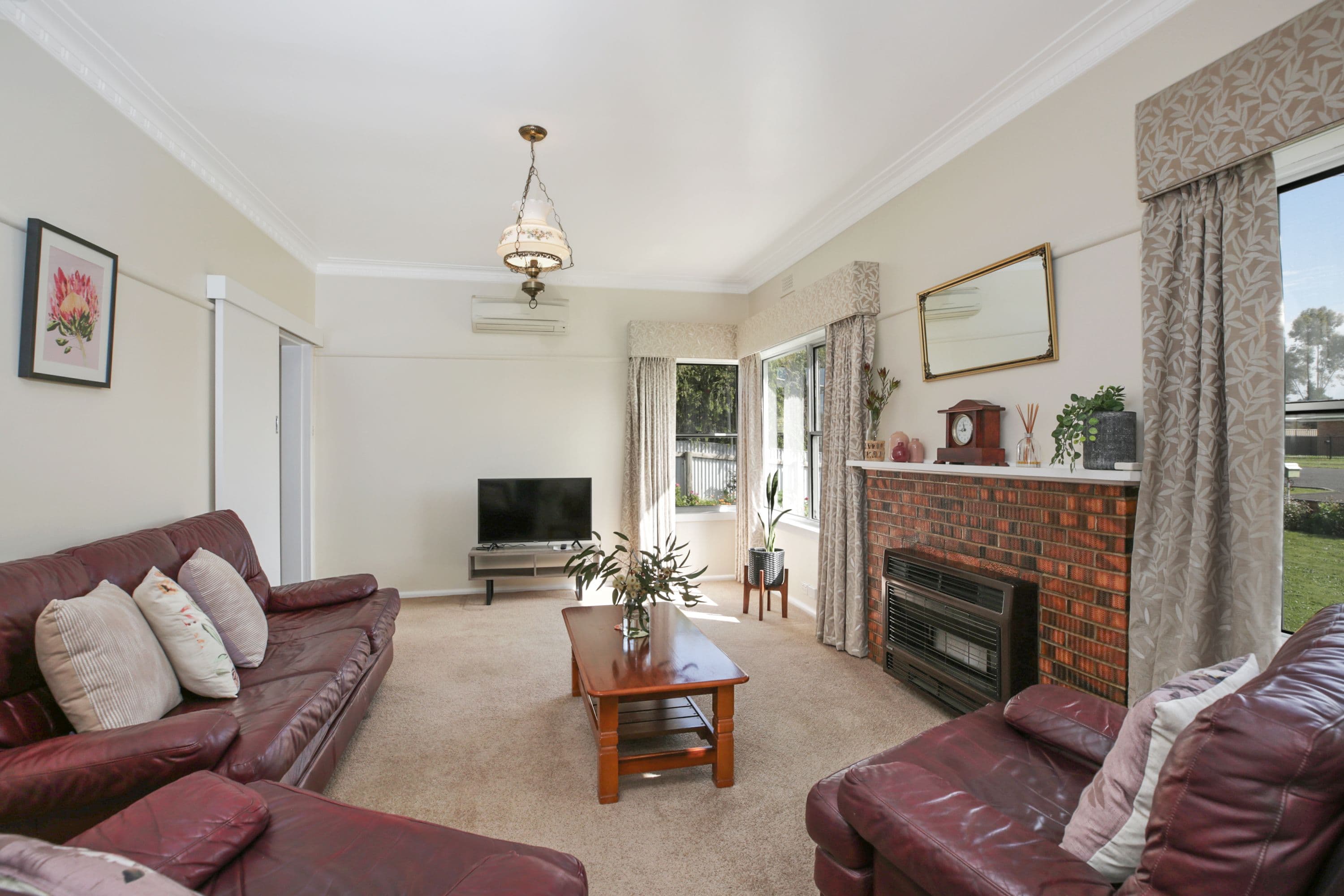 9 Parrott Street, Cobden VIC 3266, Cobden - Thumbnail 3