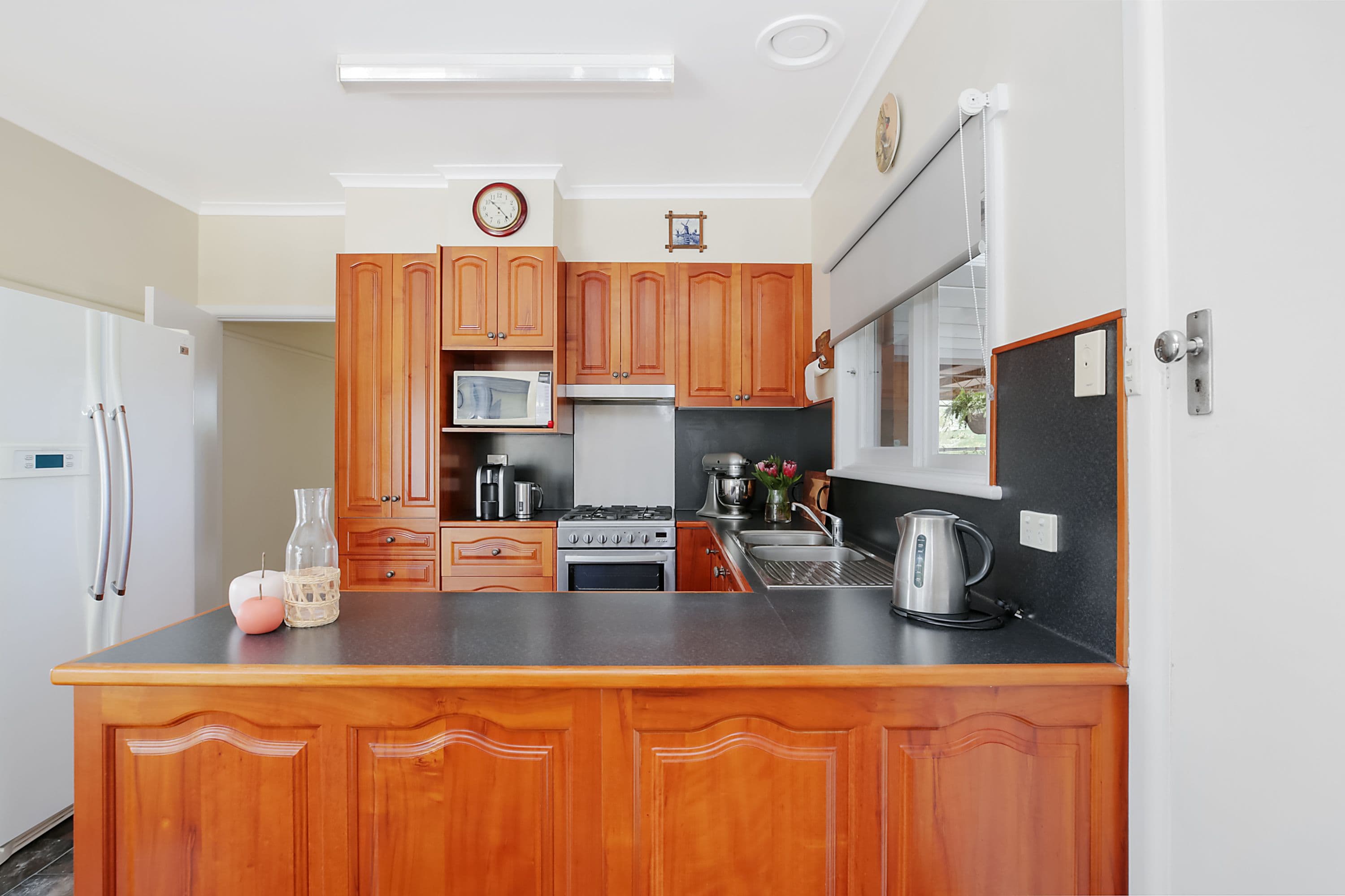 9 Parrott Street, Cobden VIC 3266, Cobden - Thumbnail 4