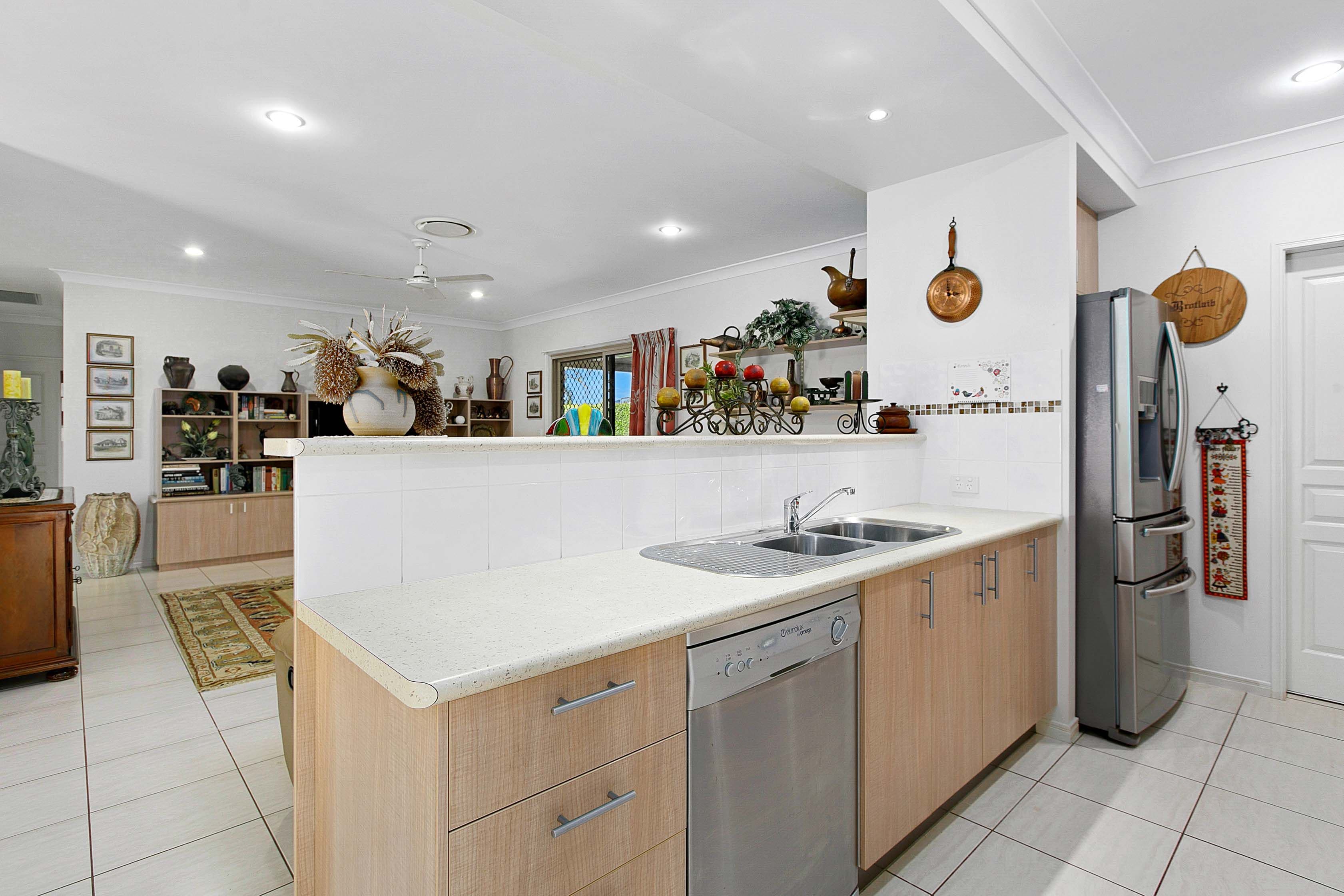 9 Spotted Gum Court, Urraween QLD 4655, Urraween - Thumbnail 7