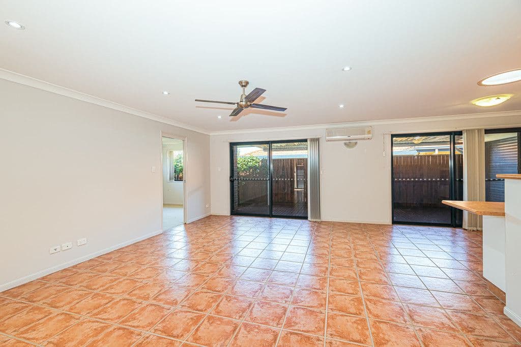 8 Corrimal Place, Sandstone Point QLD 4511, Sandstone Point - Thumbnail 6