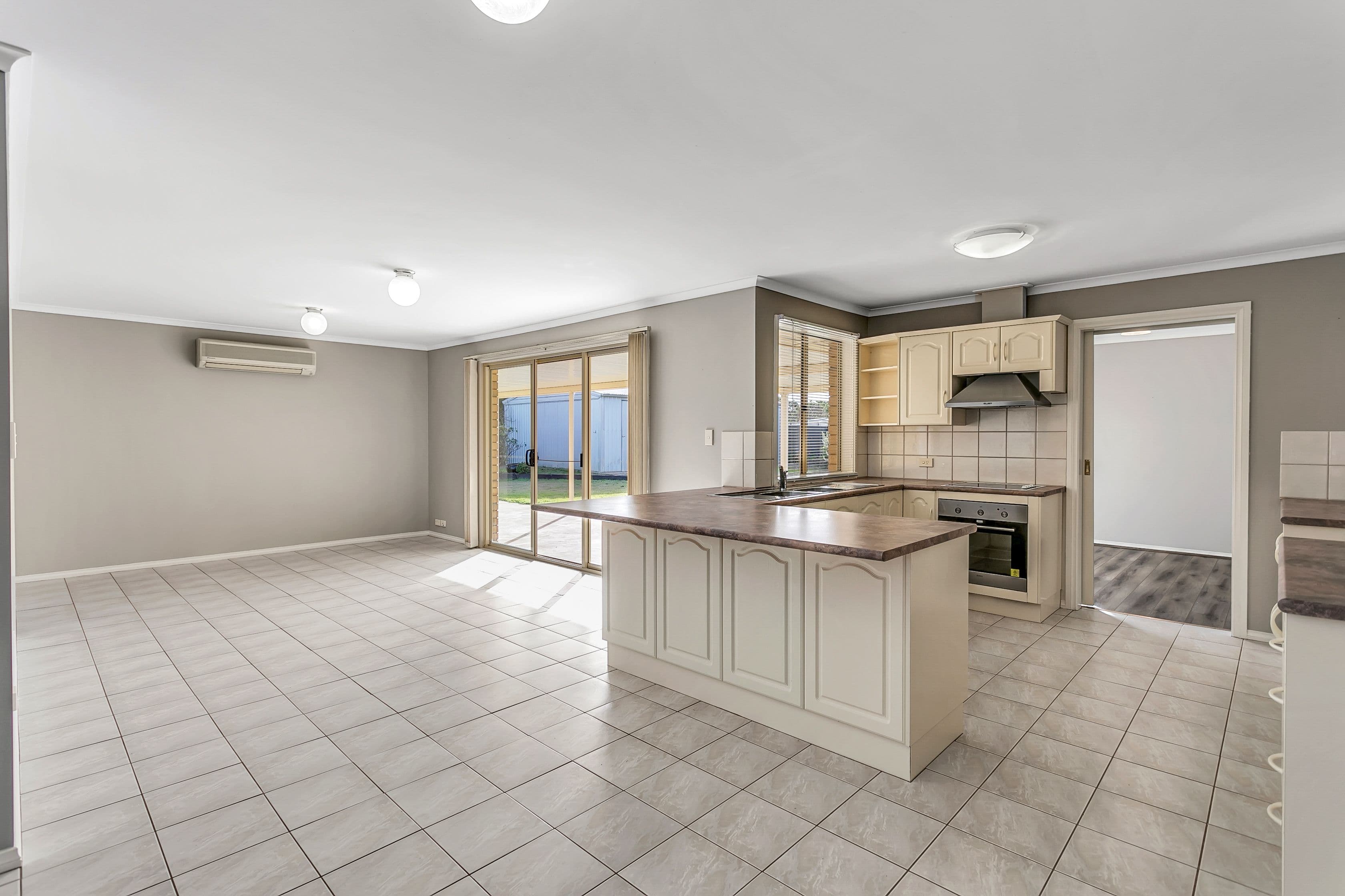 4 Coad Court, Strathalbyn SA 5255, Strathalbyn - Thumbnail 2