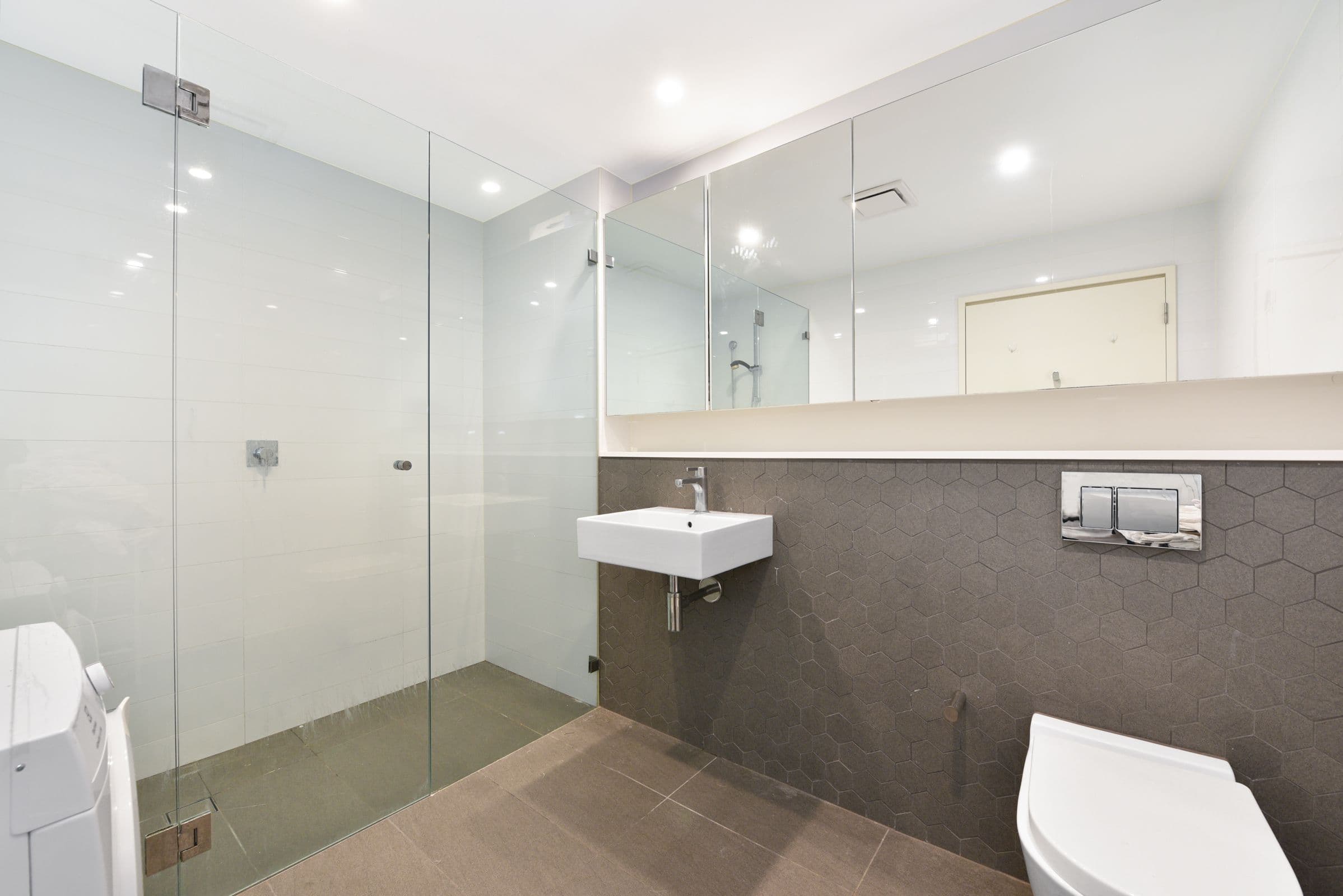 5 VERONA Drive, Wentworth Point NSW 2127, Wentworth Point - Thumbnail 4