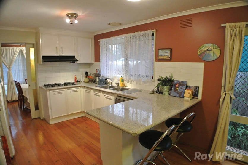 100 View Mount Road, Wheelers Hill VIC 3150, Wheelers Hill - Thumbnail 2