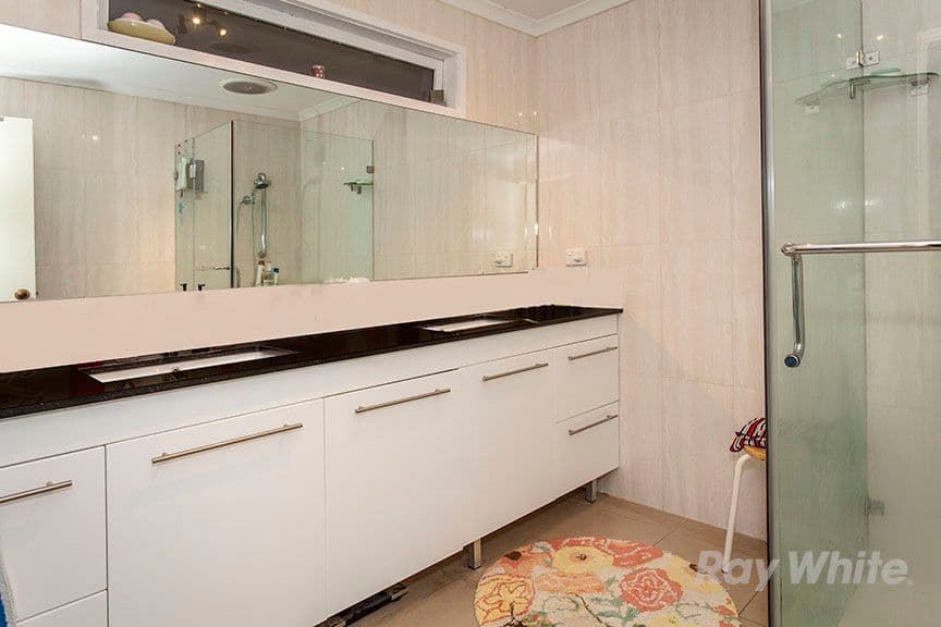 100 View Mount Road, Wheelers Hill VIC 3150, Wheelers Hill - Thumbnail 4