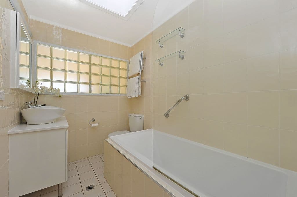 144 Duffy Avenue, WESTLEIGH NSW 2120, Westleigh - Thumbnail 5