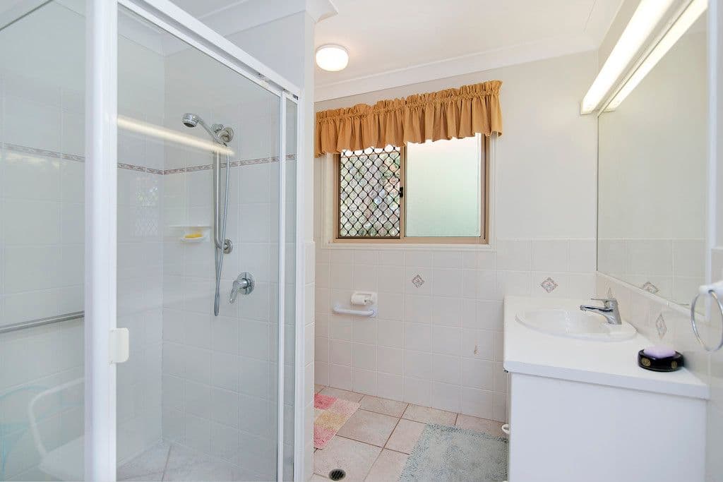 17 Edwardson Drive, PELICAN WATERS QLD 4551, Pelican Waters - Thumbnail 7