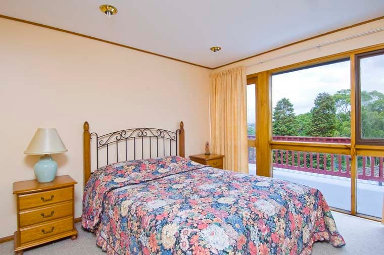 22 Cammaray Road, CASTLE COVE NSW 2069, Castle Cove - Thumbnail 4