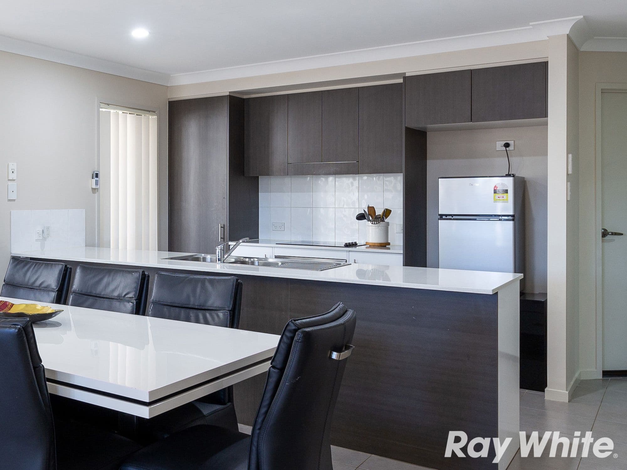 20 SPOTTED GUM Street, Heathwood QLD 4110, Heathwood - Thumbnail 3