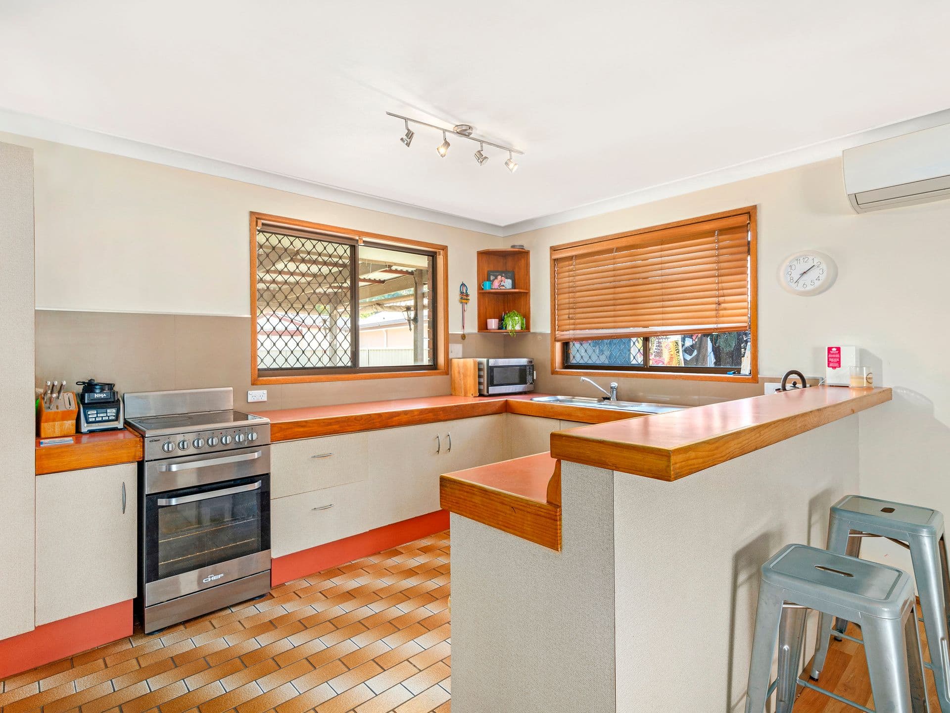 23 Ware Drive, Currumbin Waters QLD 4223, Currumbin Waters - Thumbnail 5