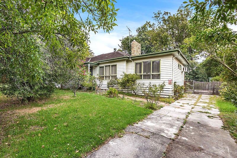 31 Montpellier Road, BURWOOD VIC 3125, Burwood - Thumbnail 2
