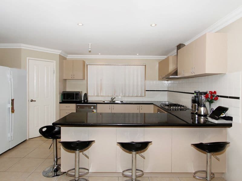 272B Morley Drive East, EDEN HILL WA 6054, Eden Hill - Thumbnail 2