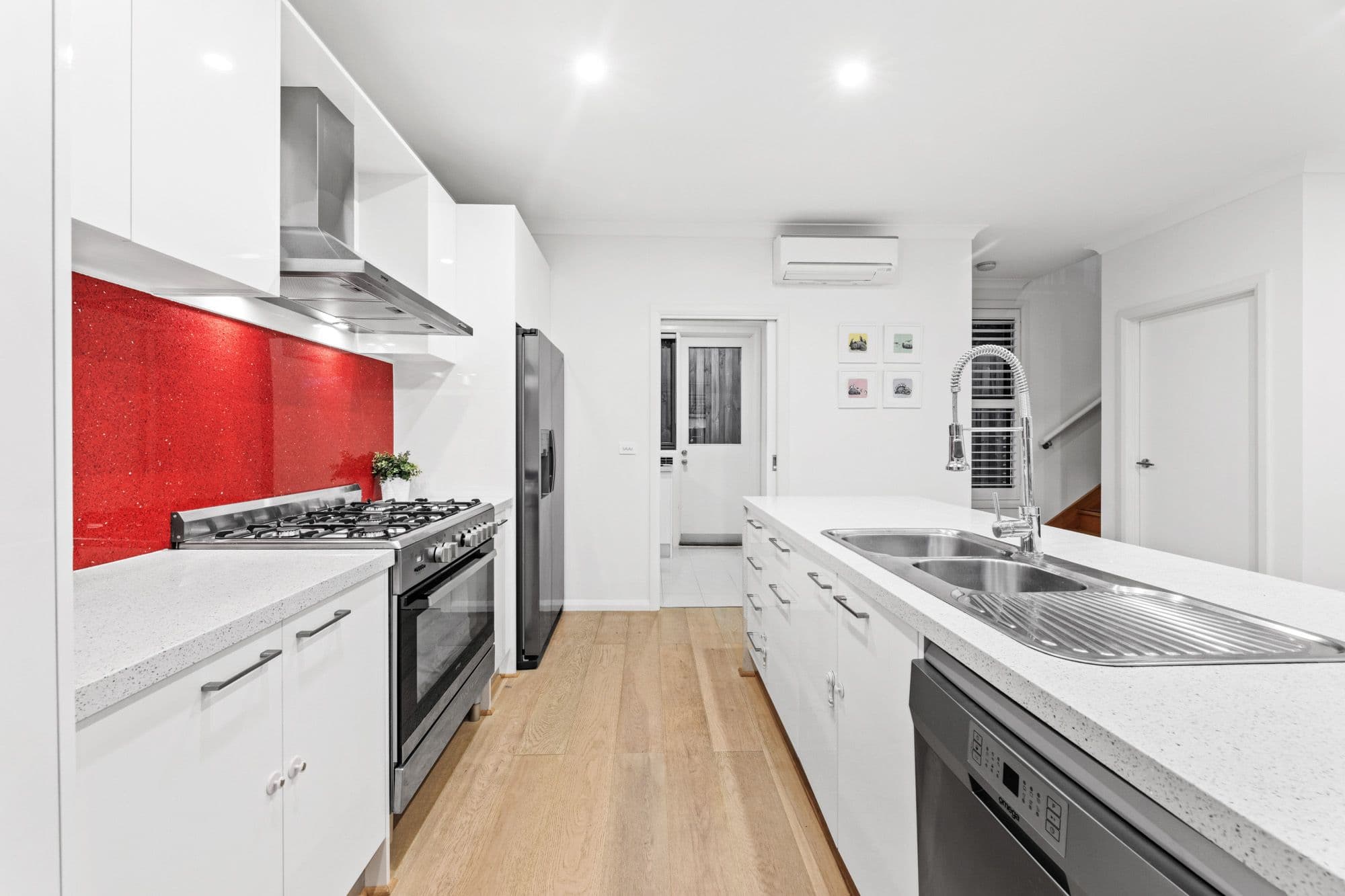 12 Hastings Avenue, Blackburn South VIC 3130, Blackburn South - Thumbnail 6