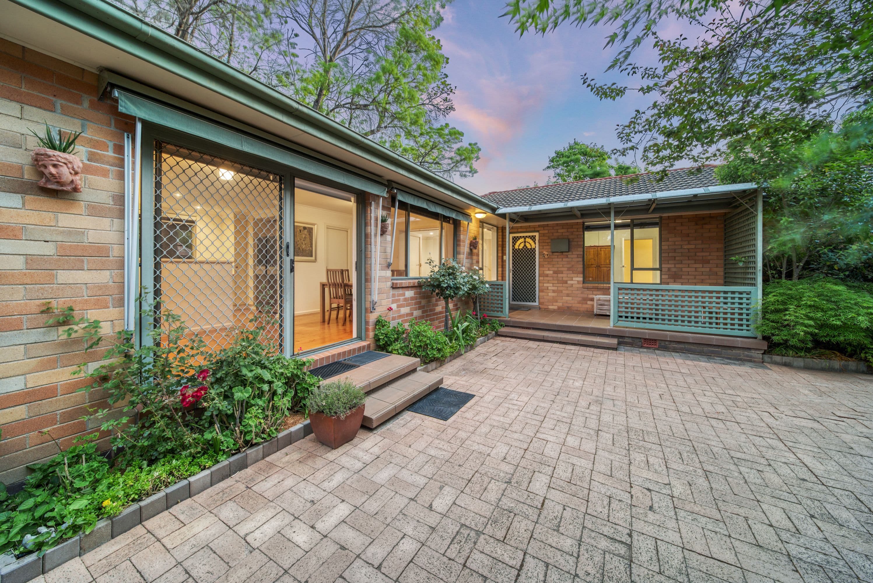 6 Becker Place, Downer ACT 2602, Downer - Thumbnail 2