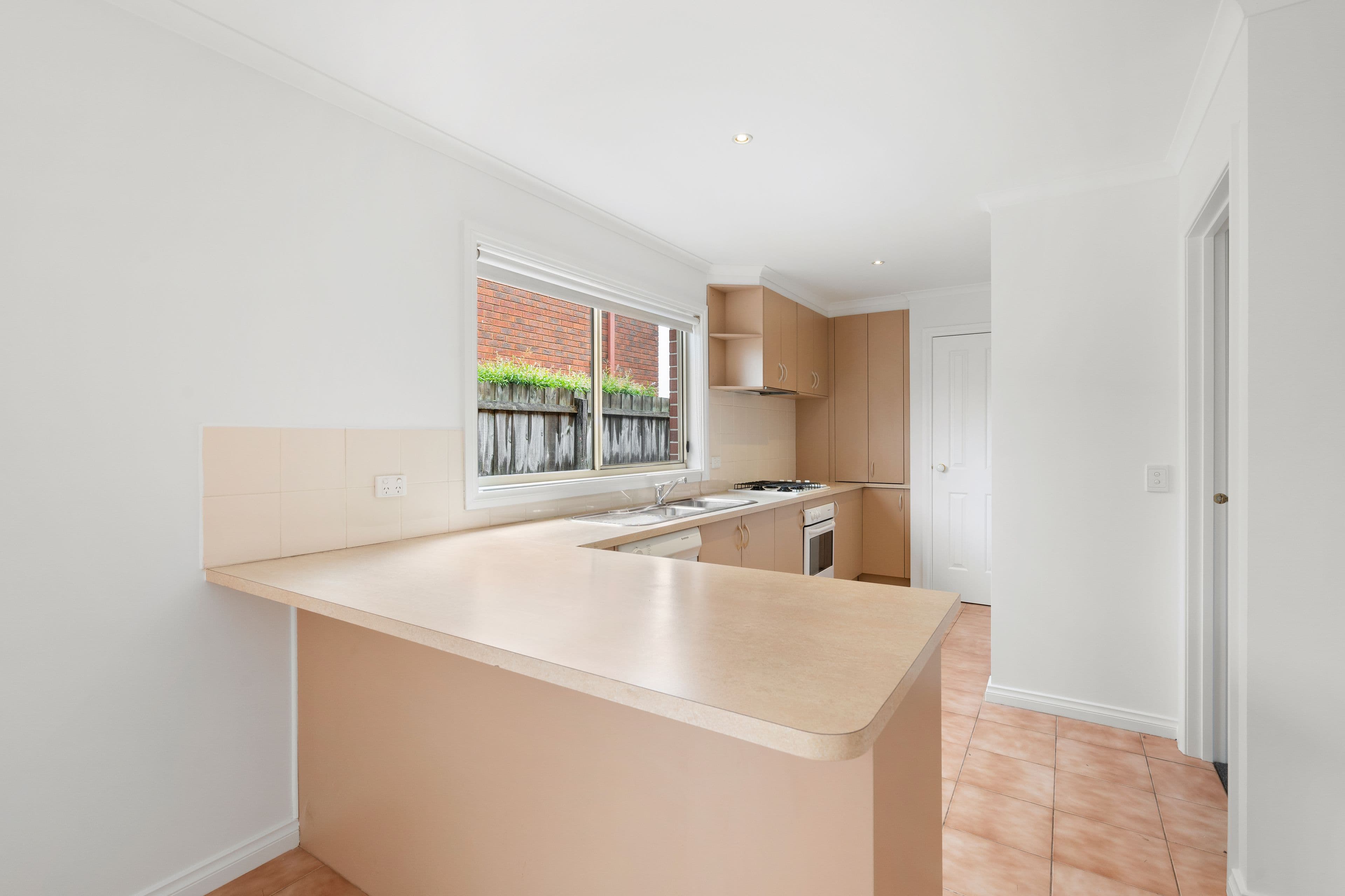 31 Stagecoach Boulevard, South Morang VIC 3752, South Morang - Thumbnail 2