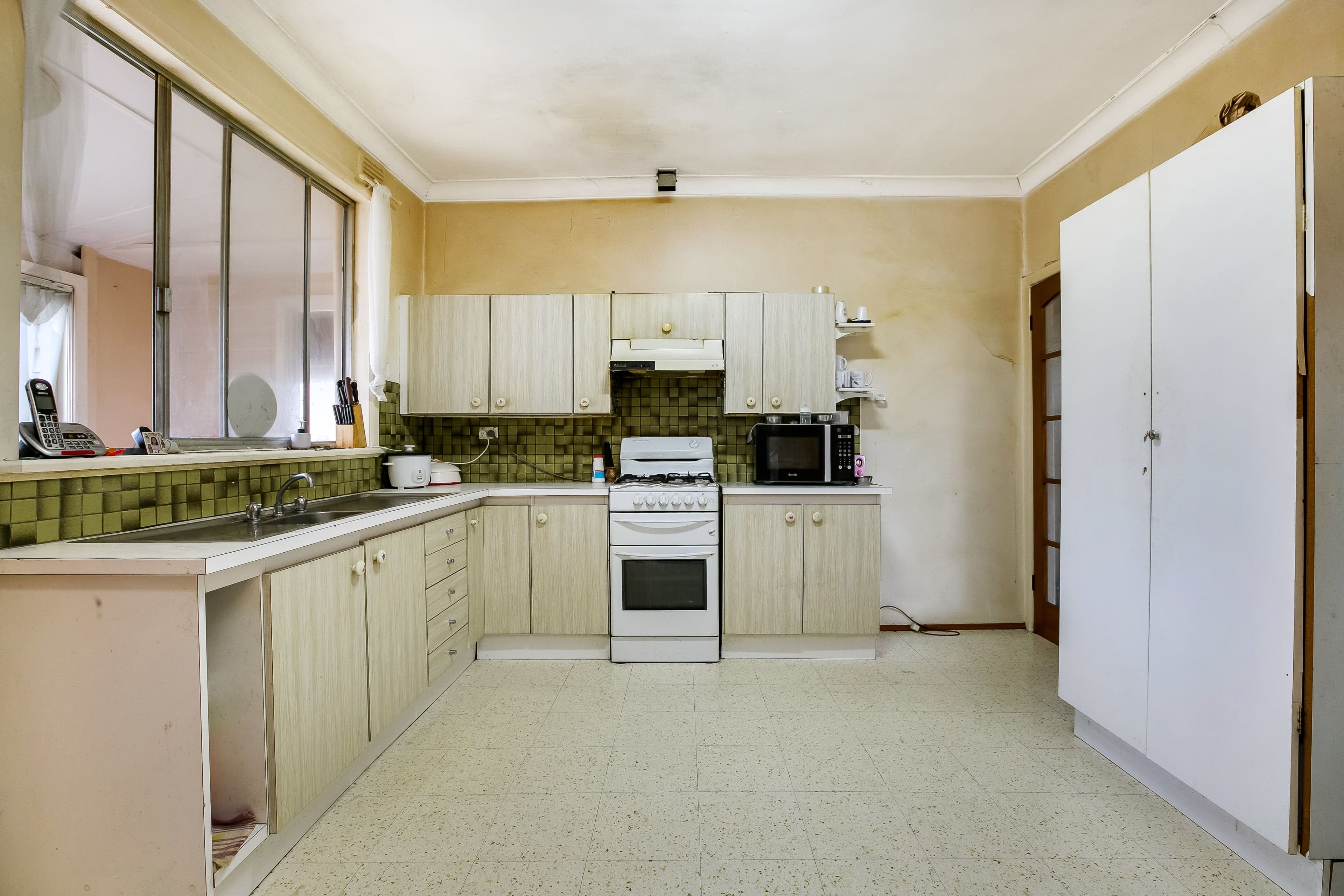 54A Chapman Avenue, Glenroy VIC 3046, Glenroy - Thumbnail 3