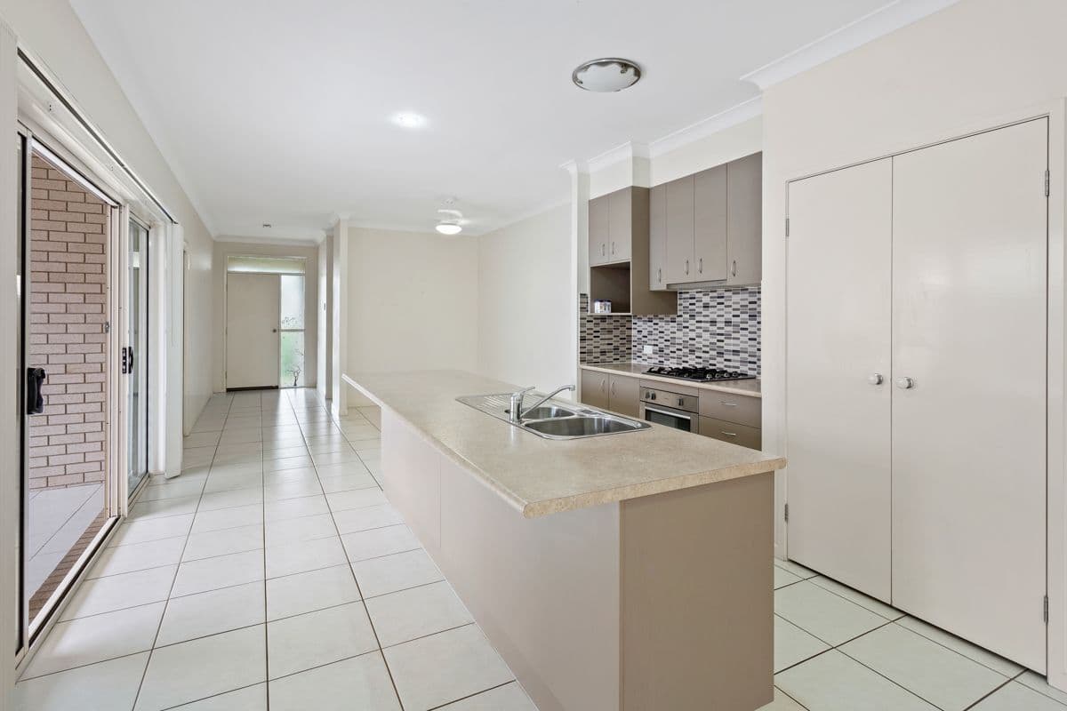 28 Gibbs Street, North Lakes QLD 4509, North Lakes - Thumbnail 4
