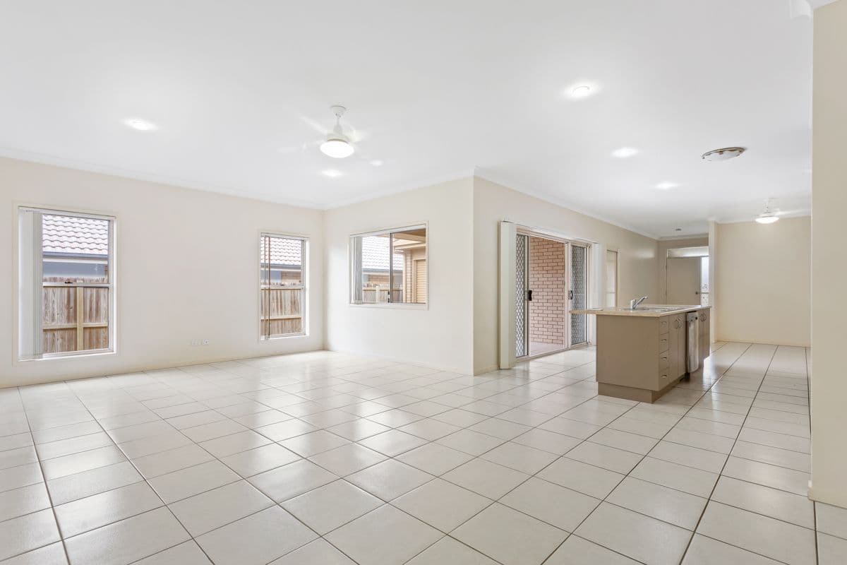 28 Gibbs Street, North Lakes QLD 4509, North Lakes - Thumbnail 5