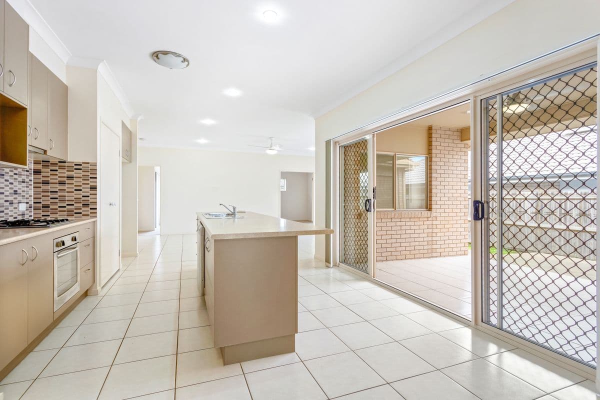 28 Gibbs Street, North Lakes QLD 4509, North Lakes - Thumbnail 7