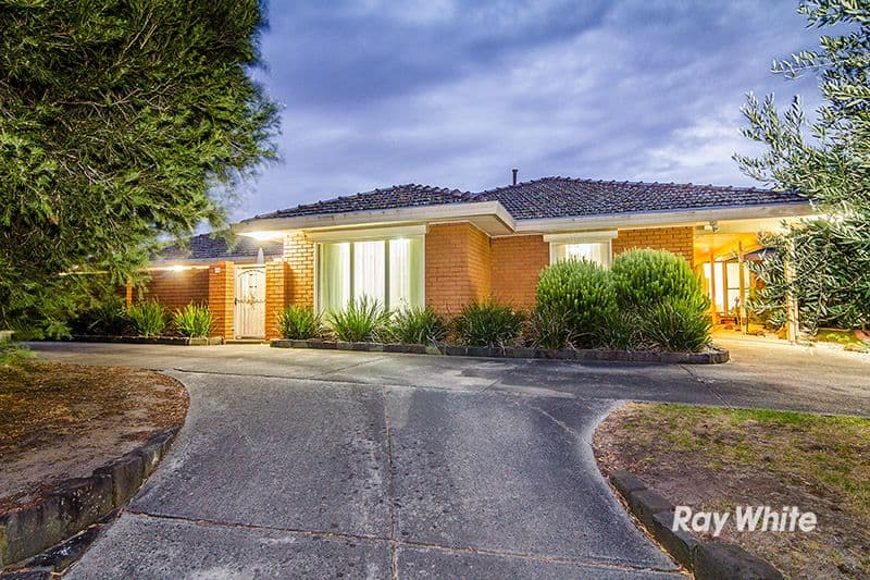 90 - 92 Lesdon Avenue, Cranbourne VIC 3977, Cranbourne - Image 1