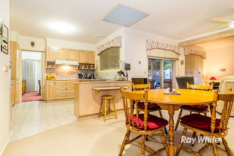 90 - 92 Lesdon Avenue, Cranbourne VIC 3977, Cranbourne - Thumbnail 2
