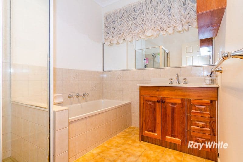 90 - 92 Lesdon Avenue, Cranbourne VIC 3977, Cranbourne - Thumbnail 5