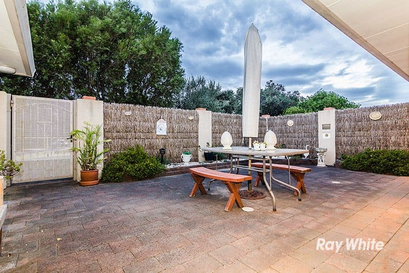 90 - 92 Lesdon Avenue, Cranbourne VIC 3977, Cranbourne - Thumbnail 6