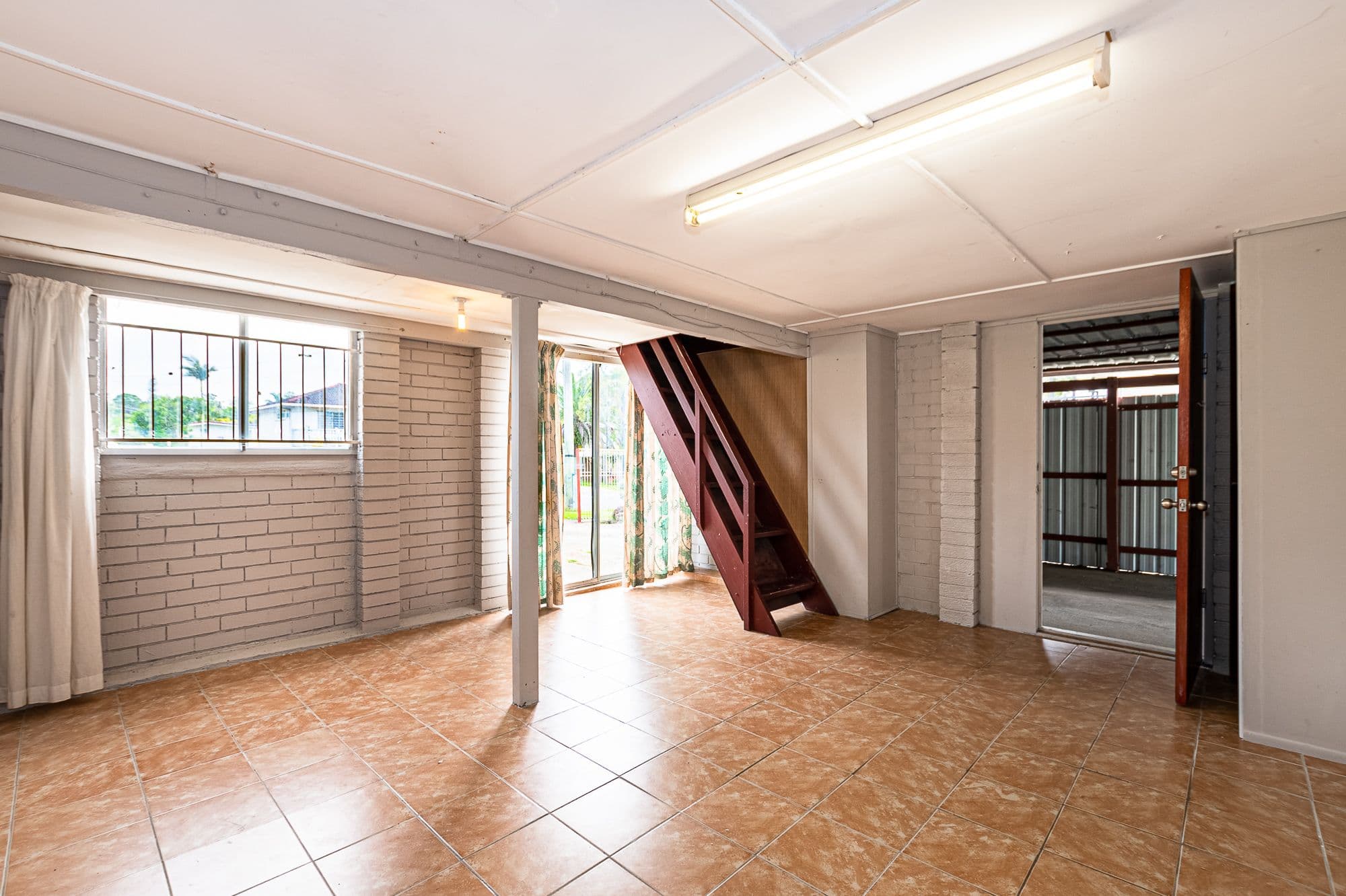 12 Ashton Street, Kingston QLD 4114, Kingston - Thumbnail 5