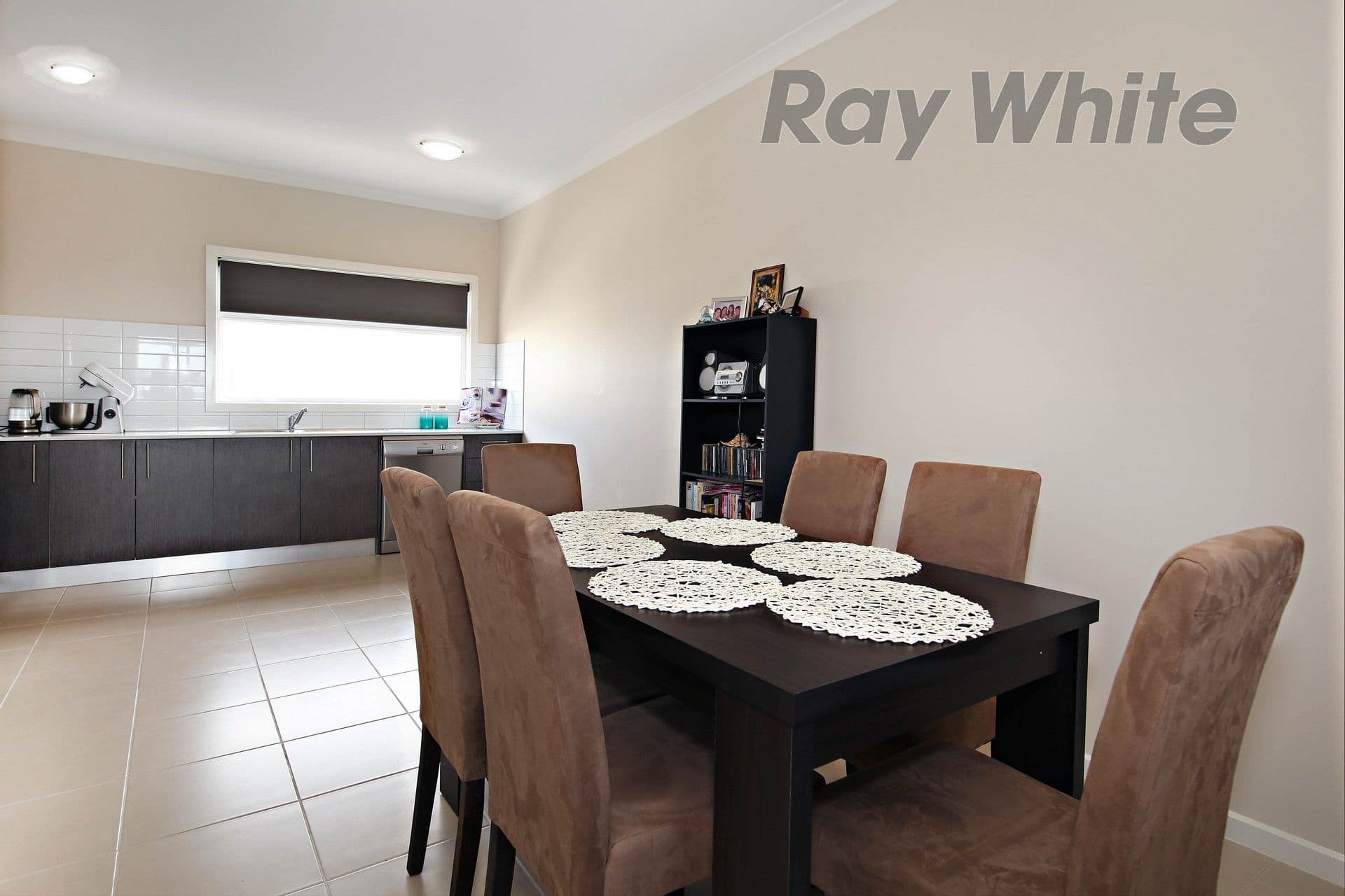 10 Honolulu Drive, Point Cook VIC 3030, Point Cook - Thumbnail 4
