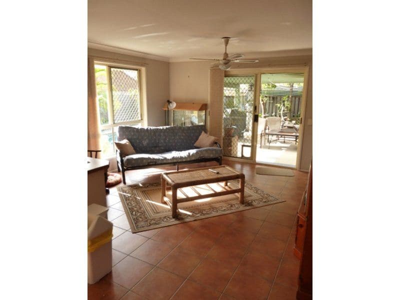 13 Nozomi Street, BURLEIGH WATERS QLD 4220, Burleigh Waters - Thumbnail 8