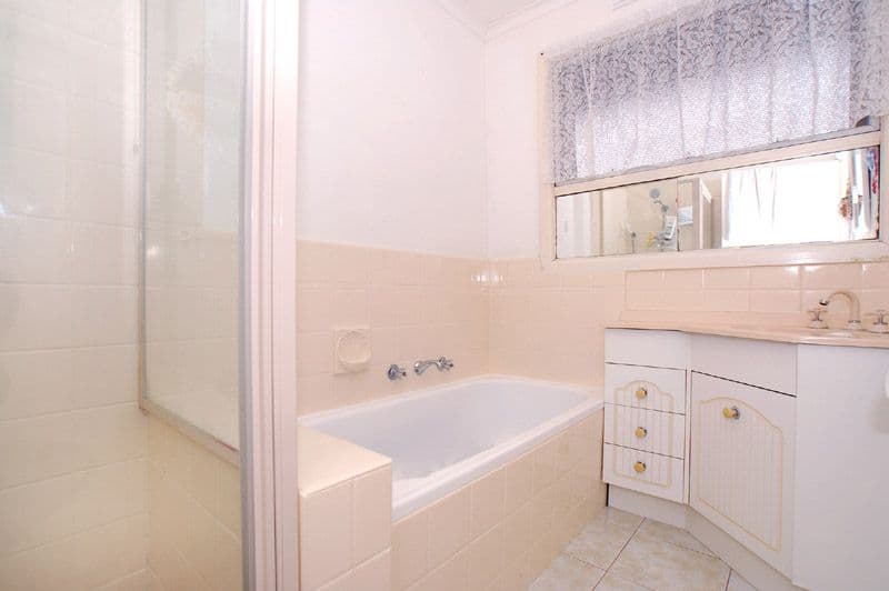 41  Leonard Avenue, NOBLE PARK VIC 3174, Noble Park - Thumbnail 4