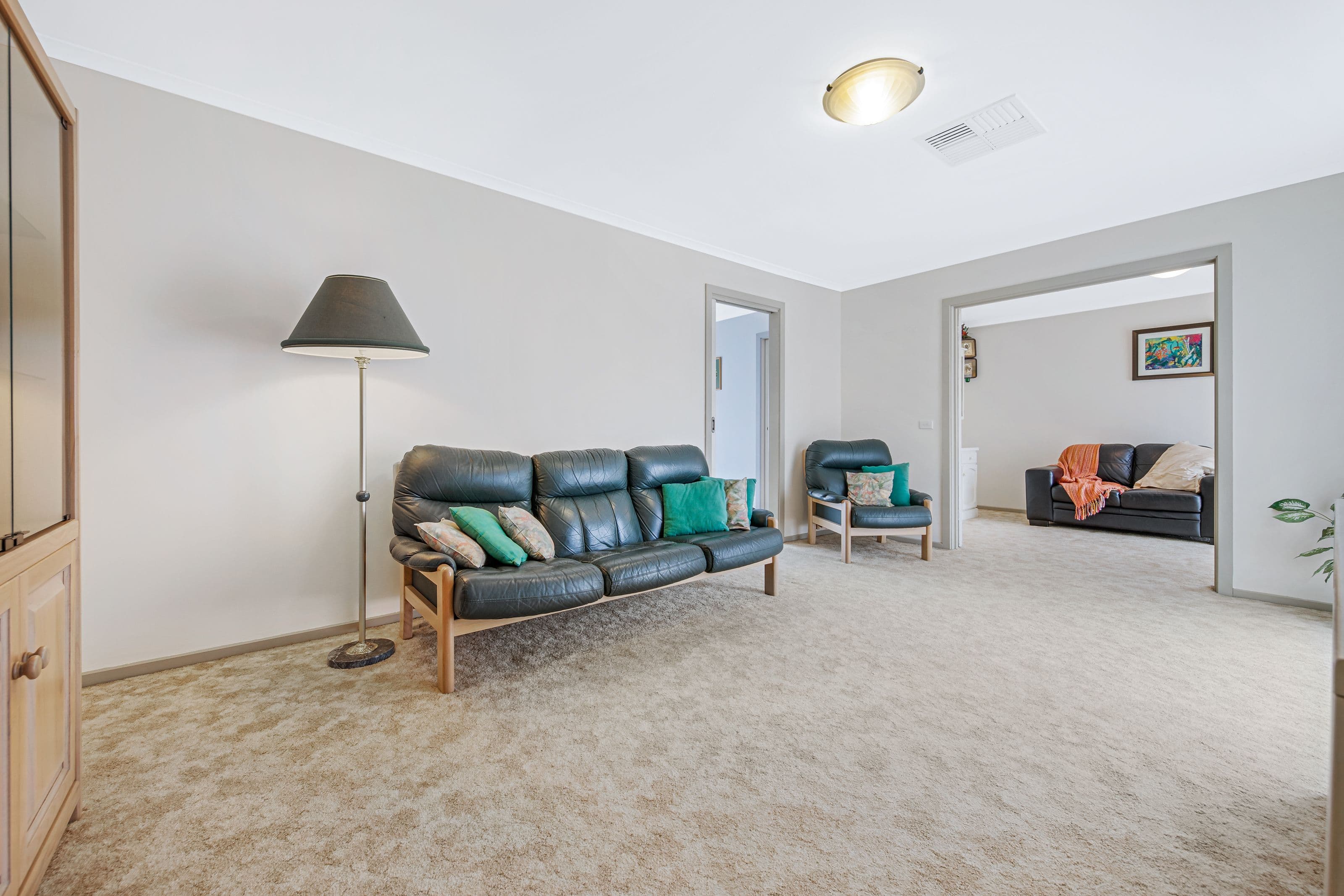 21 Vogue Avenue, Vermont South VIC 3133, Vermont South - Thumbnail 3