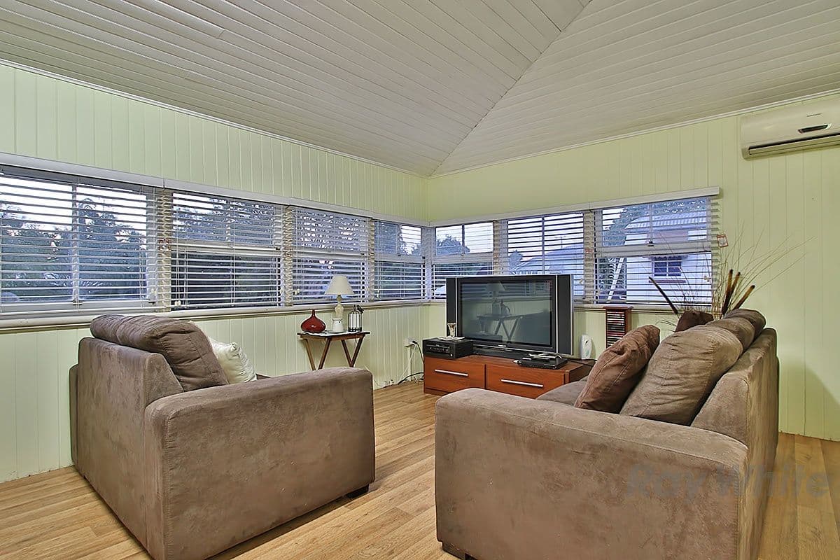 107 Thorn Street, Ipswich QLD 4305, Ipswich - Thumbnail 4