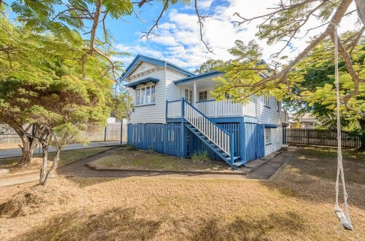 12 Roberts Street, South Gladstone QLD 4680, South Gladstone - Image 1