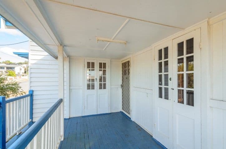 12 Roberts Street, South Gladstone QLD 4680, South Gladstone - Thumbnail 2