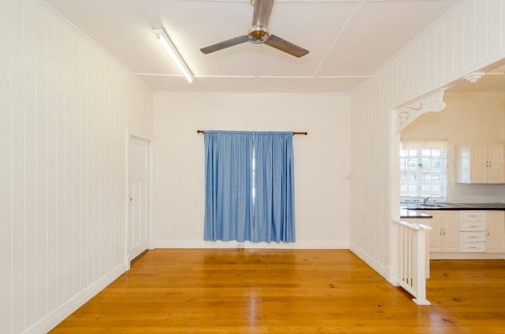 12 Roberts Street, South Gladstone QLD 4680, South Gladstone - Thumbnail 3