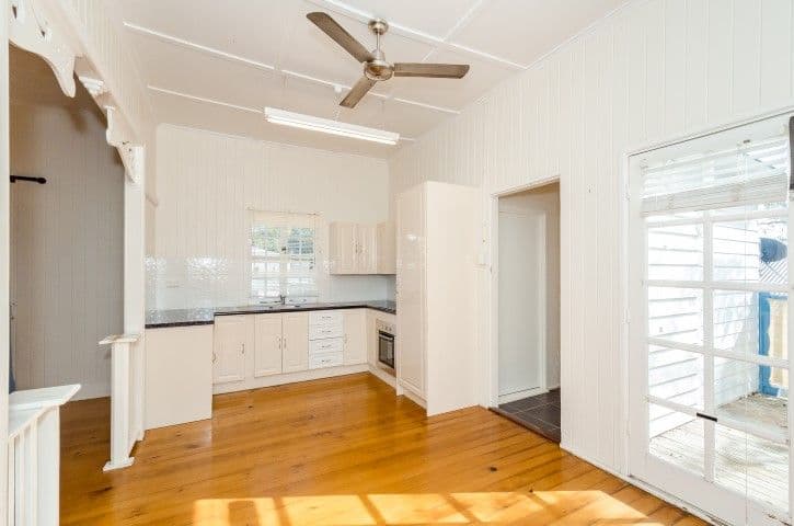 12 Roberts Street, South Gladstone QLD 4680, South Gladstone - Thumbnail 5