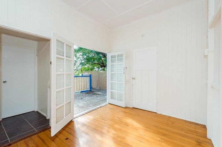 12 Roberts Street, South Gladstone QLD 4680, South Gladstone - Thumbnail 7