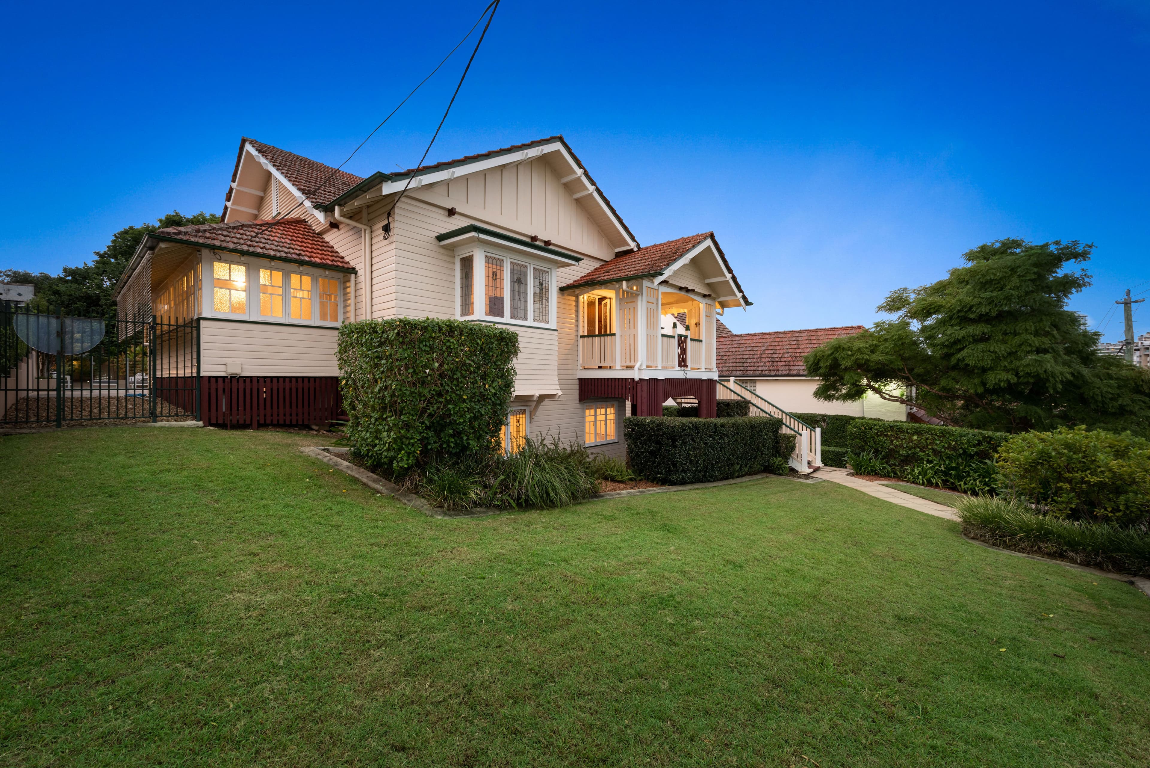 22 Whyenbah Street, Hamilton QLD 4007, Hamilton - Image 1