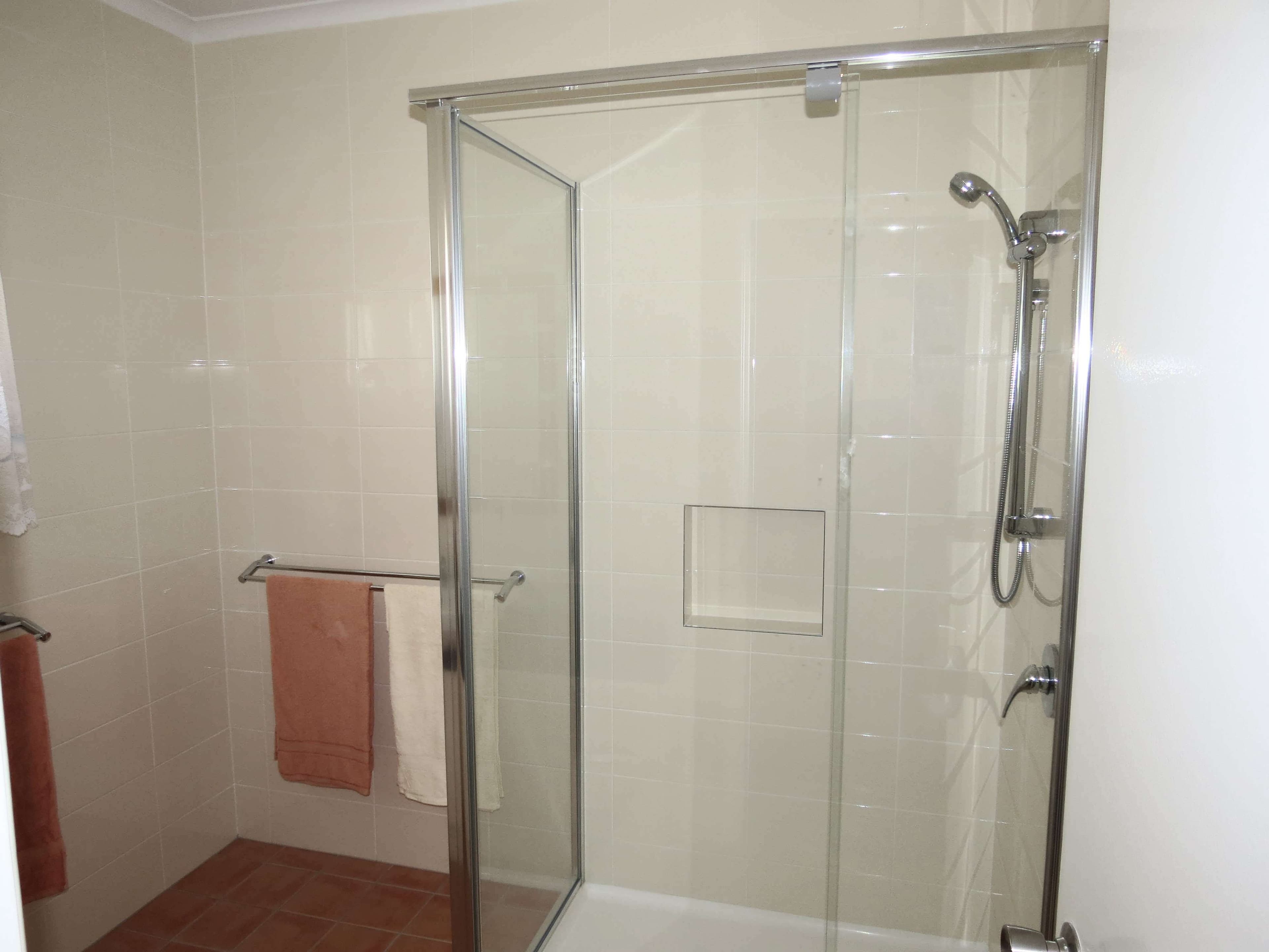 6 Andrea Place, Emerald QLD 4720, Emerald - Thumbnail 6