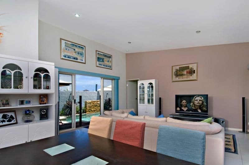 9 Barrine Crescent, CALOUNDRA WEST QLD 4551, Caloundra West - Thumbnail 5