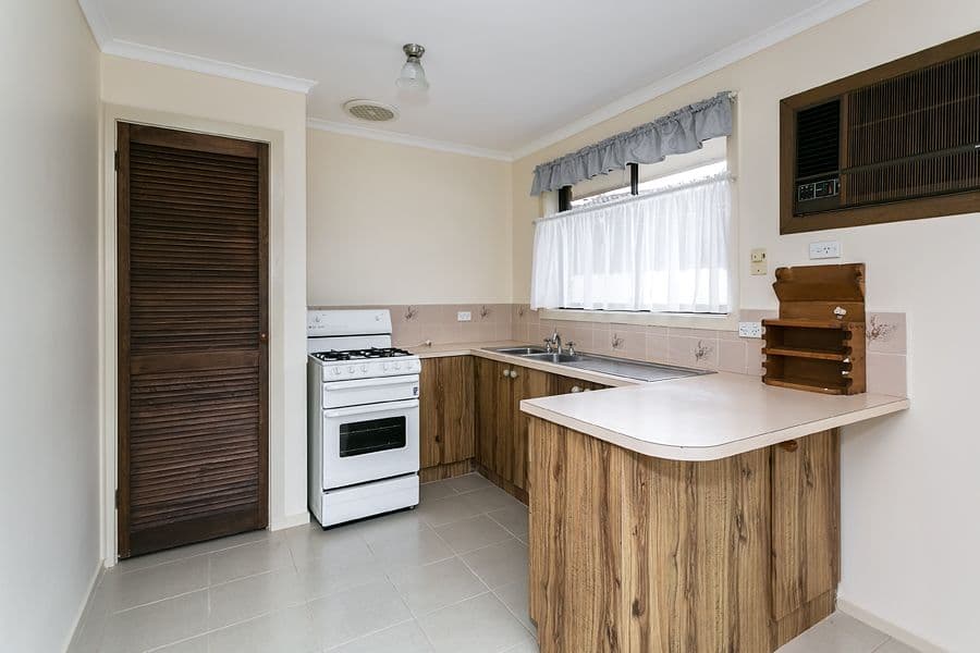 25 Second Avenue, MELTON SOUTH VIC 3338, Melton South - Thumbnail 2
