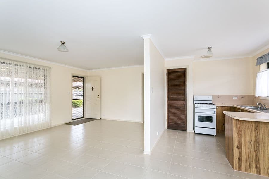 25 Second Avenue, MELTON SOUTH VIC 3338, Melton South - Thumbnail 3